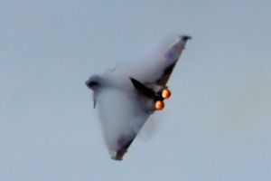 A_Typhoon_15